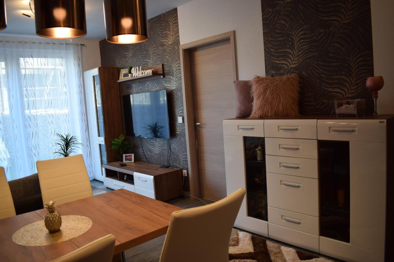 Lido Riviera, Relux Apartman Балатонлеле Екстериор снимка