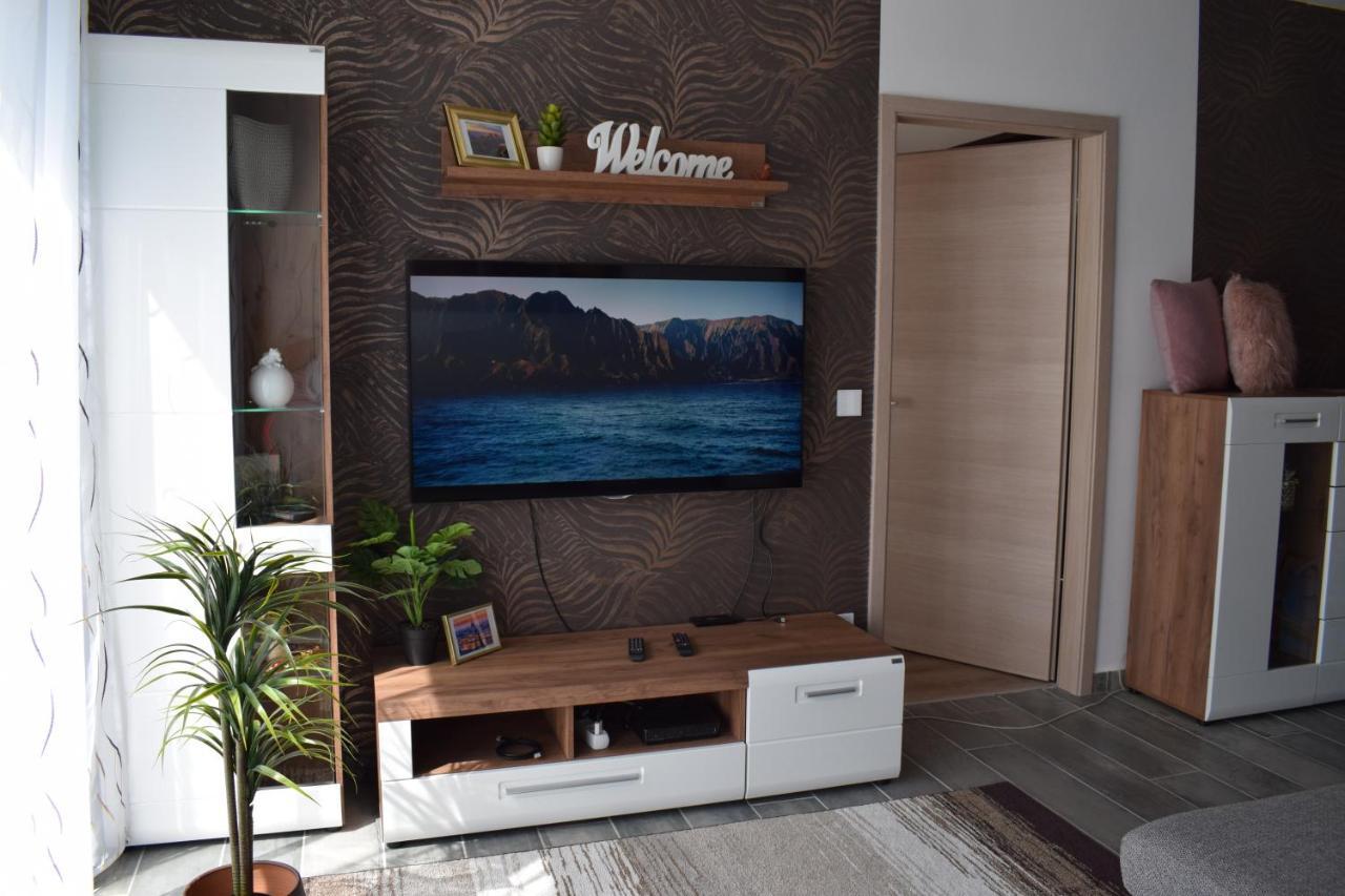 Lido Riviera, Relux Apartman Балатонлеле Екстериор снимка