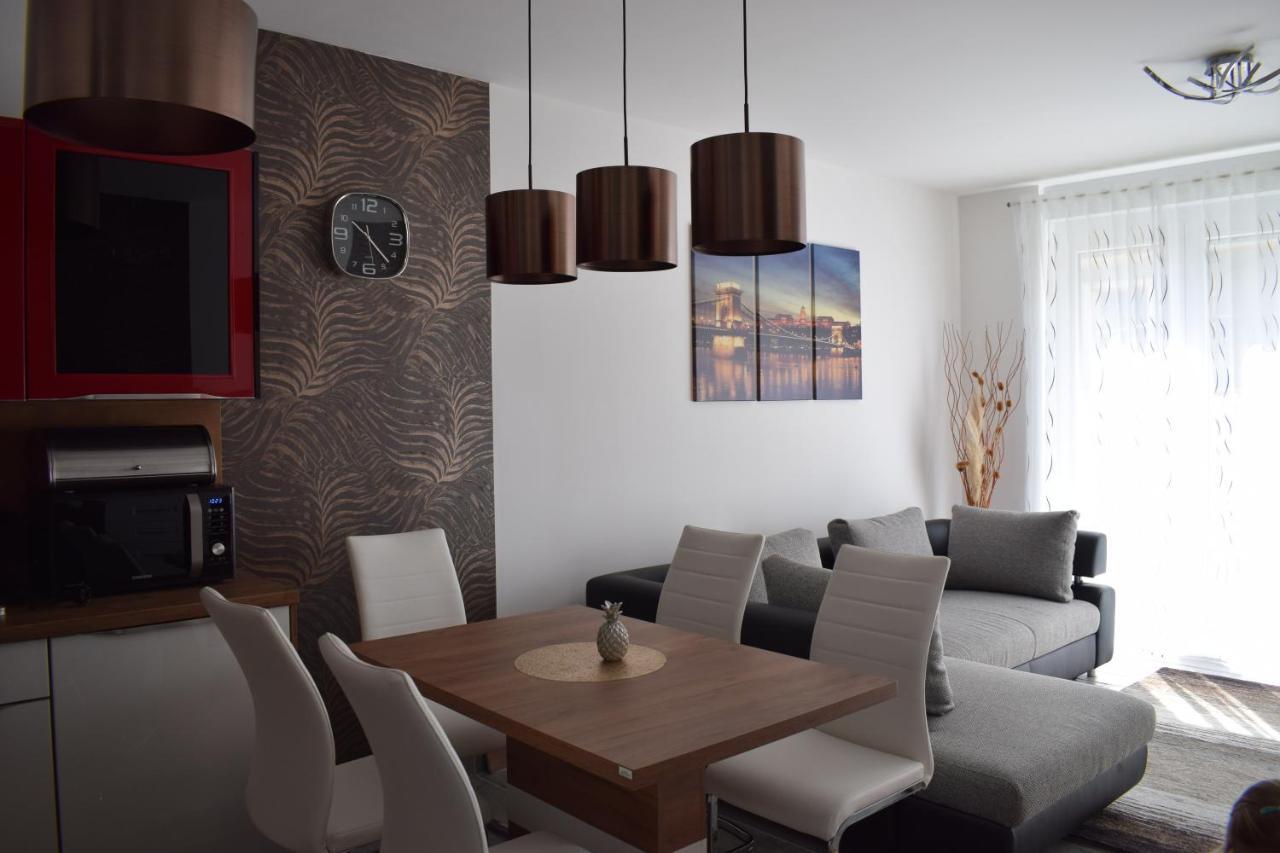 Lido Riviera, Relux Apartman Балатонлеле Екстериор снимка