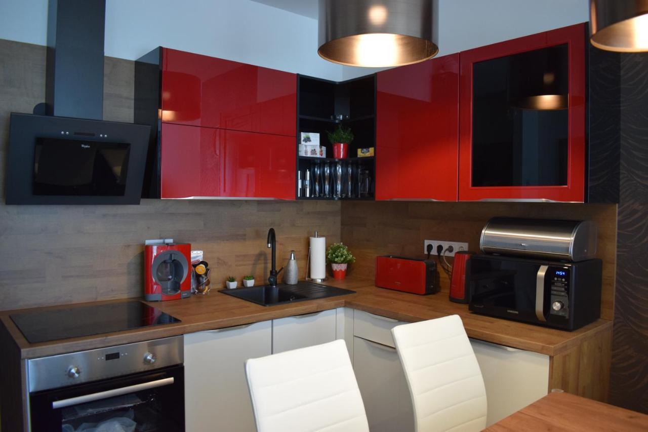 Lido Riviera, Relux Apartman Балатонлеле Екстериор снимка